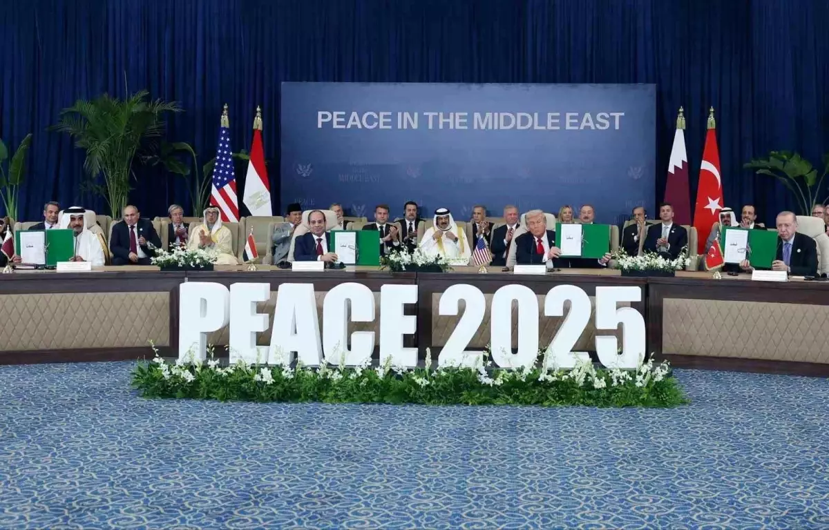 erdogan gazzede kalici ateskes icin zirveye katildi J5bCu4C6.jpg