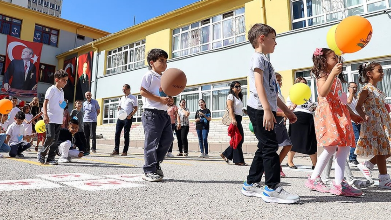 ara tatil bu hafta mi basliyor kasim ara tatil tarihi UFV8dkvp.png