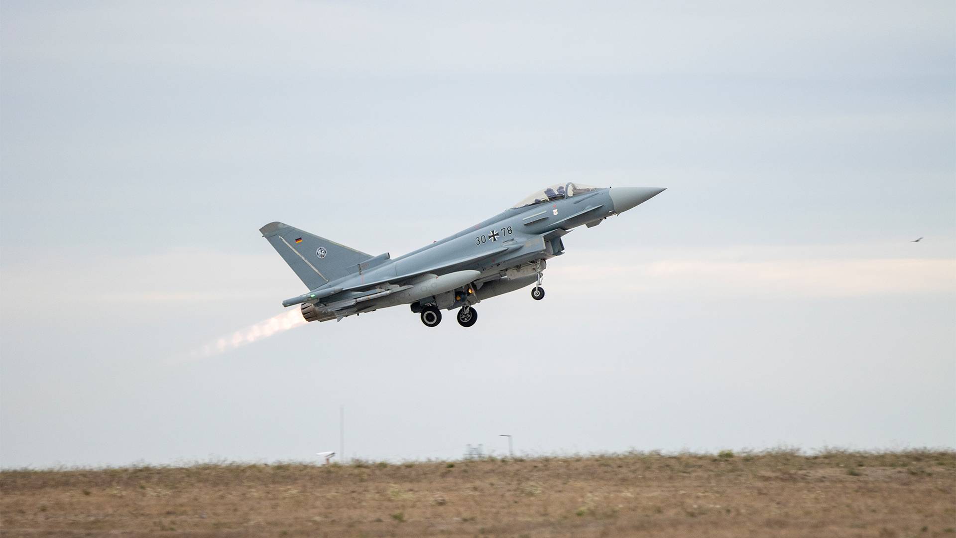 murat yetkin msb eurofighterlarin gerektiginde yunanistana karsi kullanilamayacagi iddialarini reddetti rE4875Fa.jpg