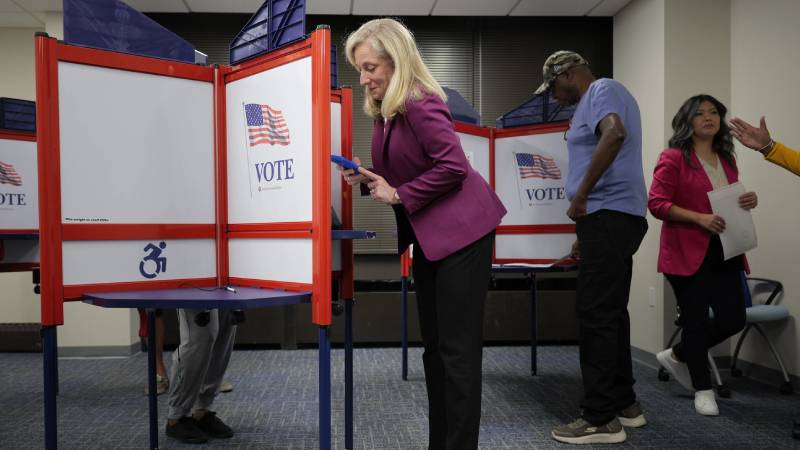 secilmesinin uzerinden 1 yil gecti trumpin ilk buyuk sinavi bugun secim sonuclari abdye dair ne soyleyecek cumhuriyetcileri ne bekliyor nYQYhCYq.jpg