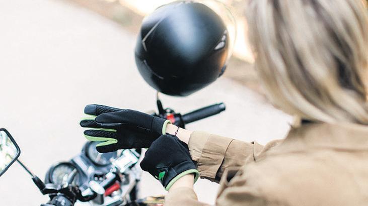 zorunluluk geldi eldiven arayisi artti 2lCNV27K.jpg